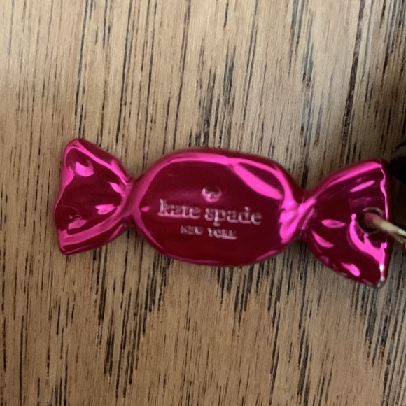 ⭐️Kate Spade Do Wonders Pink & Red Candy Wrapper Wallet⭐️ - Picture 4 of 4